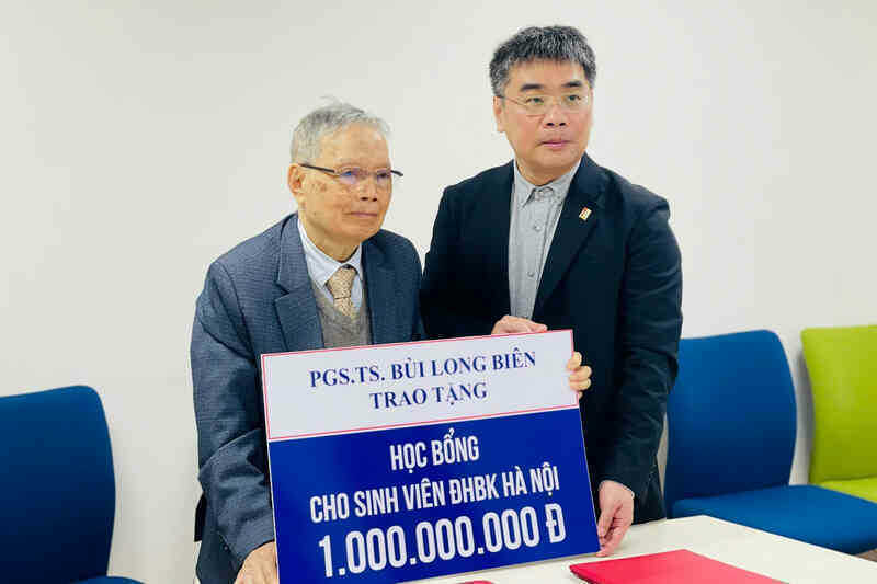 Thầy giáo 88 tuổi tặng 1 tỷ đồng cho sinh viên nghèo Đại học Bách khoa Hà Nội