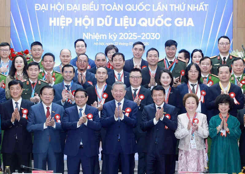 Dữ liệu được chia sẻ, doanh nghiệp sẽ là ‘cánh chim đầu đàn’ dẫn dắt