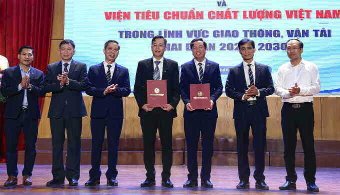 ĐH Giao thông vận tải xây chương trình mới ngành đường sắt và bán dẫn