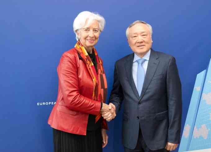 ECB sẽ nhận nhân sự người Việt thực tập về vận hành trung tâm tài chính