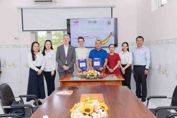 TotalEnergies ký hợp tác tái chế dầu động cơ tại Việt Nam