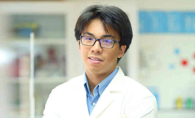 Nam sinh đỗ Đại học Johns Hopkins với nghiên cứu phát hiện tế bào ung thư