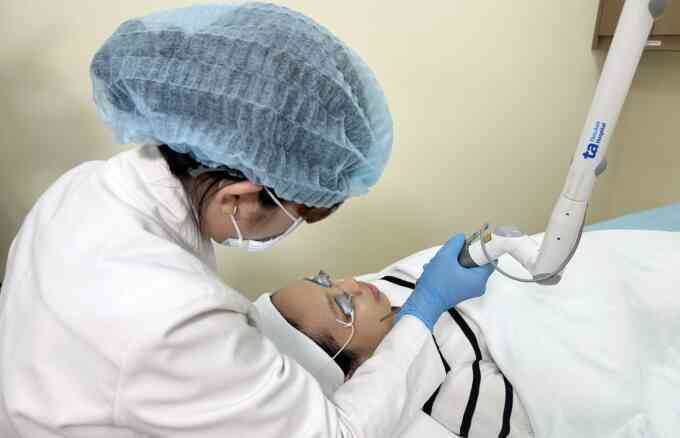 Điều trị tàn nhang bằng laser