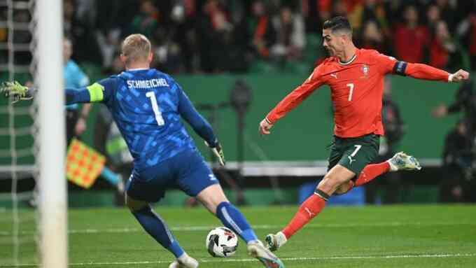 Ronaldo có thể đá thuê cho Real ở FIFA Club World Cup