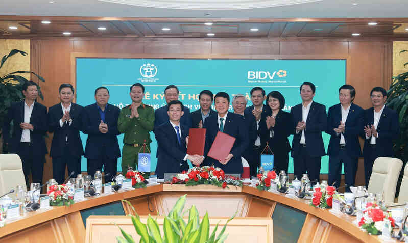 TP. Hà Nội và BIDV hợp tác toàn diện cung ứng dịch vụ công trực tuyến