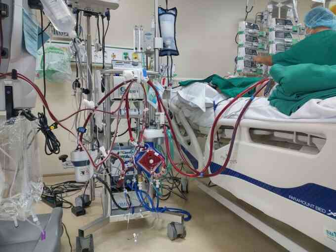 Hồi sinh người đàn ông ngưng tim 60 phút