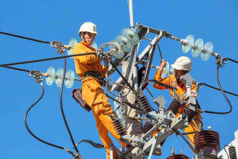EVNCPC đảm bảo cung cấp điện ổn định trong dịp Giỗ Tổ Hùng Vương, lễ 30/4 và 1/5
