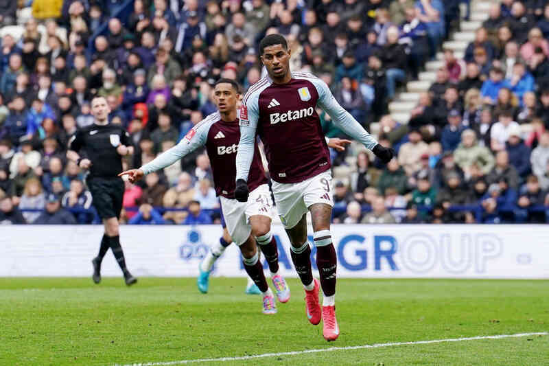 Rashford châm biếm Amorim khi ghi cú đúp bàn thắng