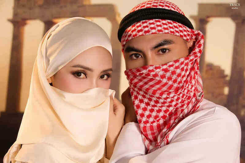 Cầu thủ Đức Huy chính thức công khai bạn gái hơn tuổi là MC Huyền Trang VTV