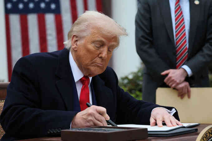 Đội ngũ của ông Trump phải đàm phán 90 thỏa thuận trong 90 ngày
