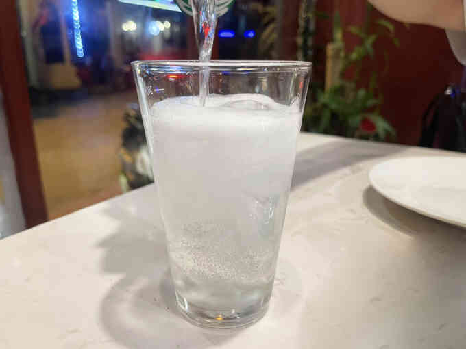 Ăn nhiều đường bổ sung có thể gây tăng huyết áp