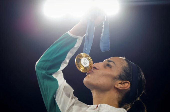 Võ sĩ gây tranh cãi giới tính muốn tăng hạng cân tại Olympic 2028