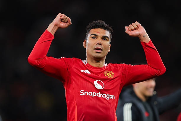 Người hùng không ngờ trong màn ngược dòng "điên rồ" của Man Utd