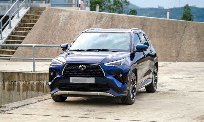 Yaris Cross bán chạy nhất phân khúc tháng 3