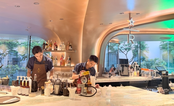 Starbucks bán cà phê hơn 200.000 đồng ở mặt bằng thuê gần 2 tỷ