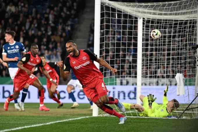 Leverkusen thua đội hạng 3 ở bán kết Cup Quốc gia Đức