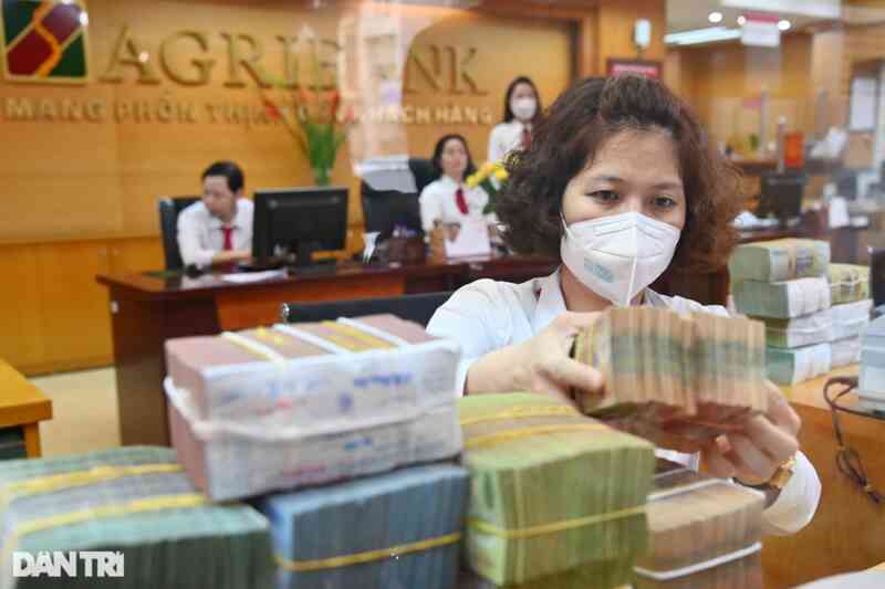 Nhân viên Agribank có thu nhập bình quân 33,7 triệu đồng/tháng