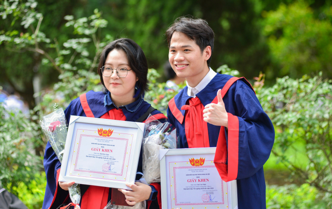 Gần 500 sinh viên Bách khoa Hà Nội ra nước ngoài làm việc