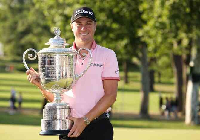 Cựu số một thế giới trở lại với ngôi vô địch giải golf RBC Heritage