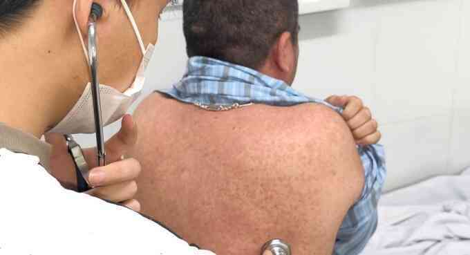 Các triệu chứng bệnh tương tự giữa sởi và cúm