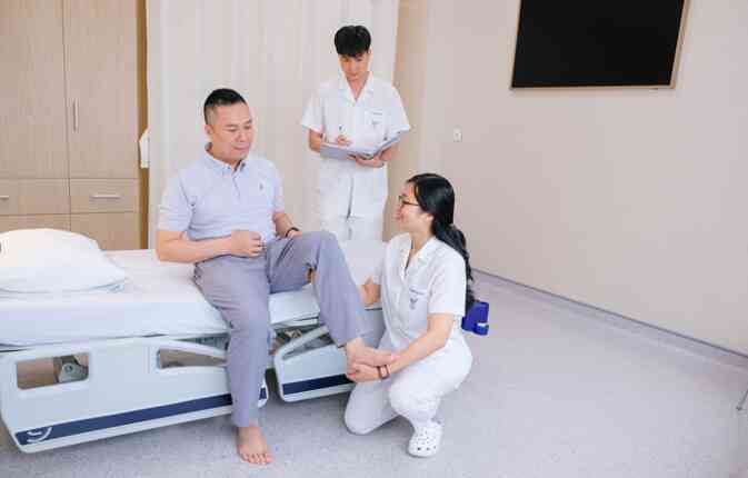 Gánh nặng di chứng của bệnh nhân sau đột quỵ