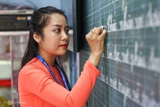 TP HCM khảo sát năng lực tiếng Anh của hiệu trưởng, hiệu phó