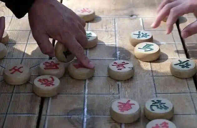 13 thành viên trong nhóm lừa đảo cờ thế bị bắt