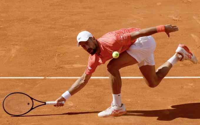 Djokovic chấp nhận thất bại ở tuổi xế chiều