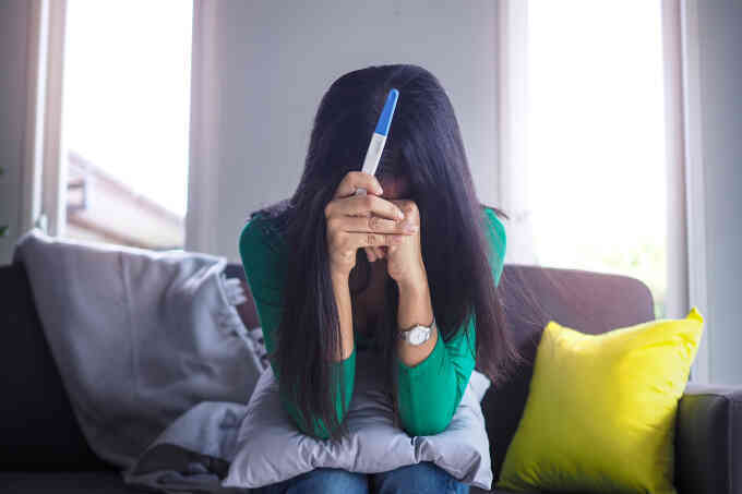 Nữ giới mắc quai bị có vô sinh không?