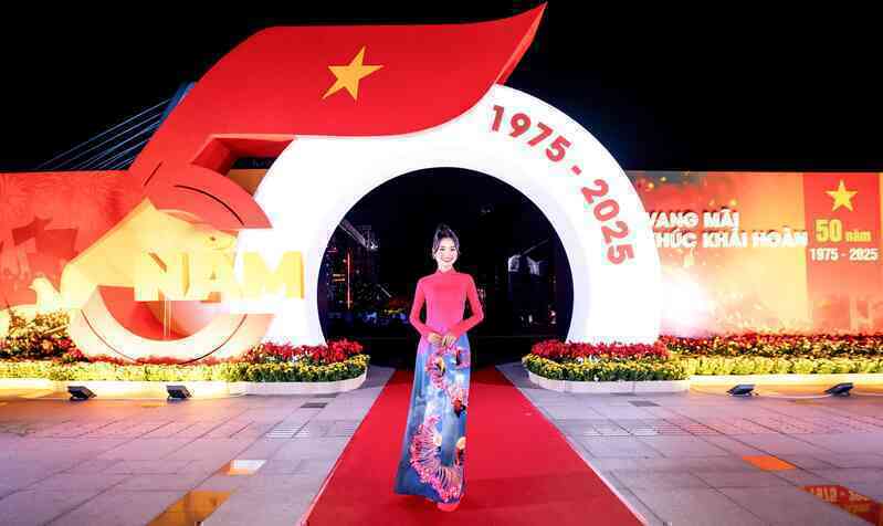 Hoa hậu Nguyễn Thanh Hà: "Hiểu lịch sử dân tộc, tôi càng trân quý hòa bình"
