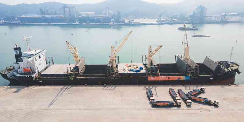 Thép VAS - thép xanh Việt Nam xuất khẩu thành công sang thị trường Anh