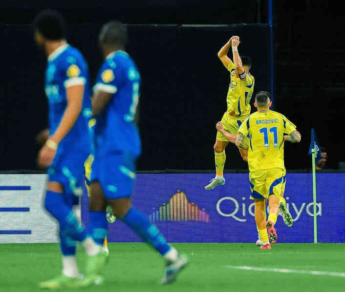 Ronaldo tỏa sáng rực rỡ, Al Nassr đả bại kình địch Al Hilal