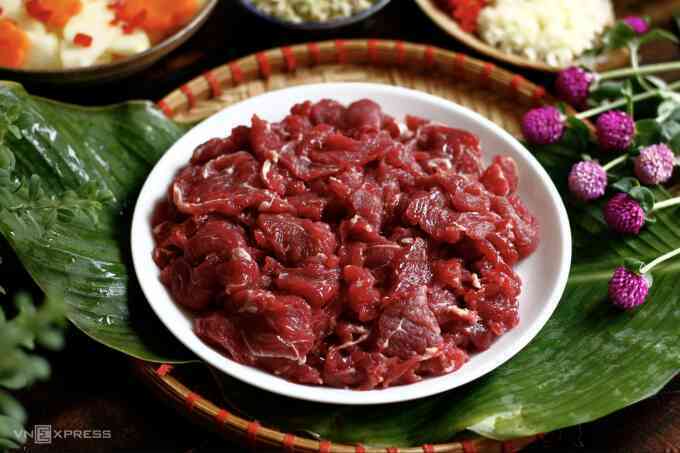 Sán dây dài 1 mét ký sinh trong ruột nam thanh niên