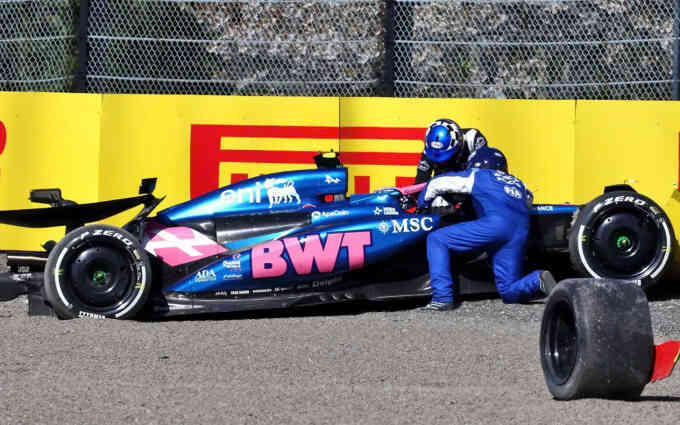Tay đua F1 đâm xe ở vận tốc 298 km/h