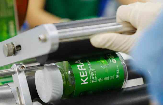 Chất tạo ngọt Sorbitol có trong kẹo rau củ Kera là gì?