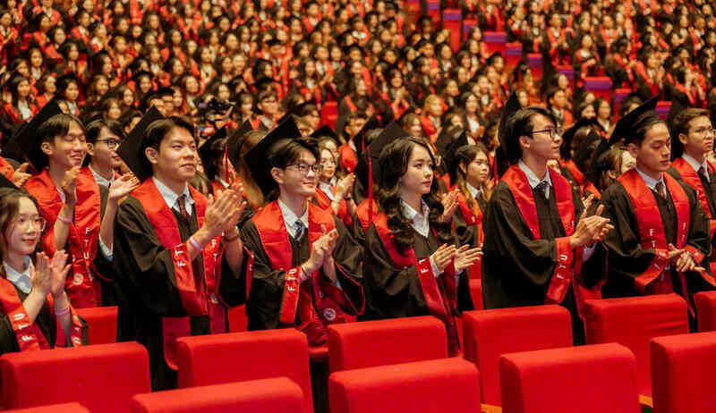 Gần 80% sinh viên Đại học Ngoại thương tốt nghiệp loại giỏi và xuất sắc