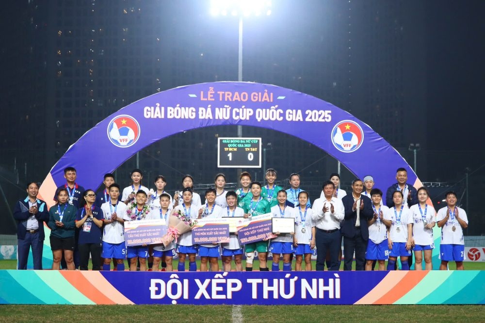 CLB nữ Thái Nguyên T&T nhận thưởng lớn với ngôi á quân Cúp Quốc gia