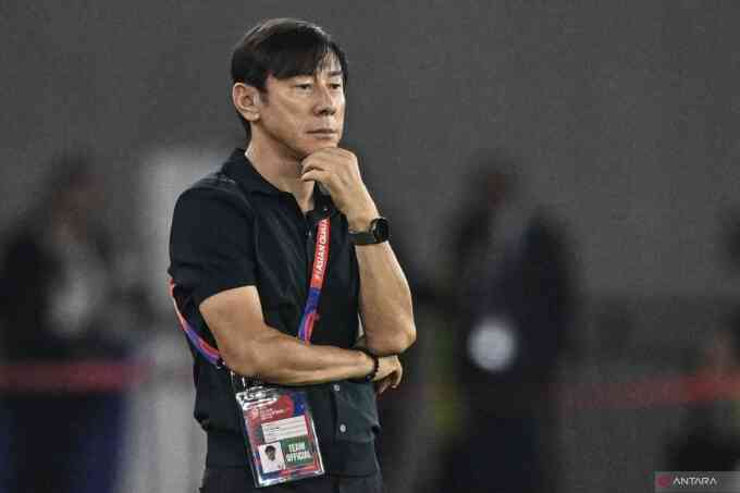 HLV Shin Tae-yong bác tin trở lại Indonesia làm việc
