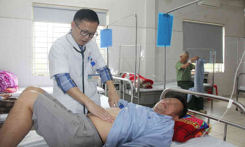 59 người chóng mặt, buồn nôn phải vào viện sau khi ăn cỗ cưới