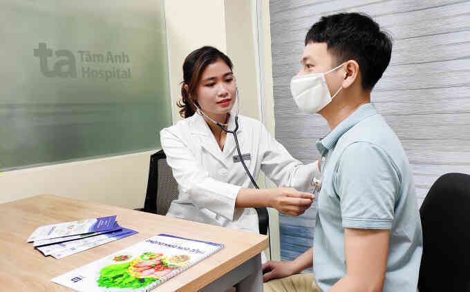 Bị gout ăn uống gì để kiểm soát axit uric?