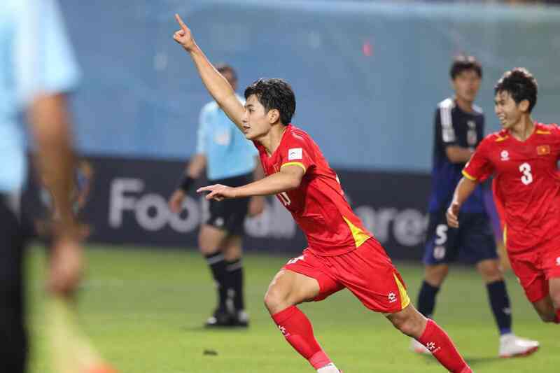 Người hùng U17 Việt Nam bị kiểm tra doping sau trận hòa Nhật Bản