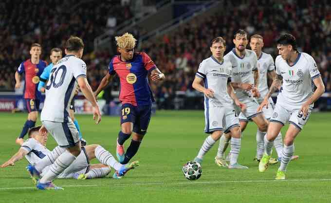 Yamal được so với Messi thời đỉnh cao