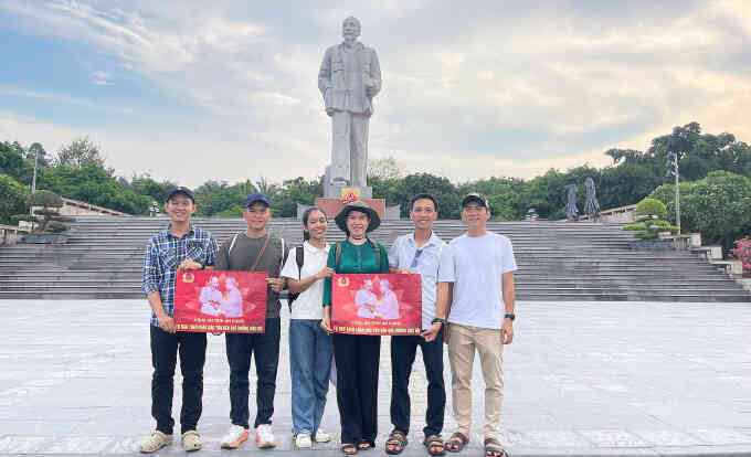 Hành trình `theo chân Bác` của các runner ngành công an