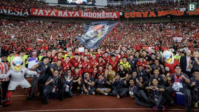 FIFA phạt Indonesia 25.000 USD, hạn chế khán giả