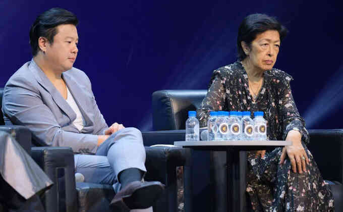 Thanh Bùi: `Tôi buộc hai con phải sõi tiếng Việt`