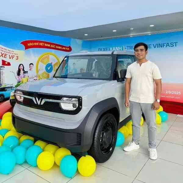 Khách đi Xanh SM trúng thưởng xe VinFast VF 3
