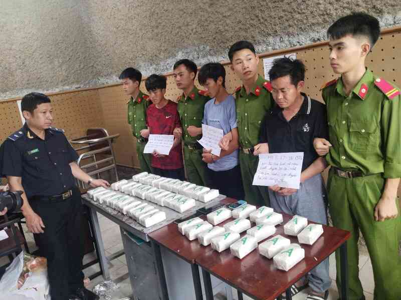 3 đối tượng vận chuyển 9kg ma túy tổng hợp bị bắt giữ
