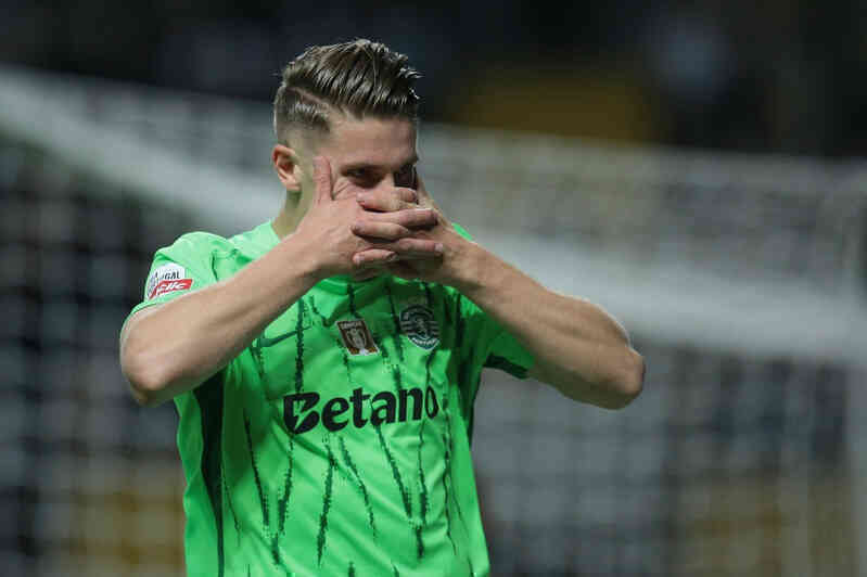 Arsenal ráo riết chiêu mộ 