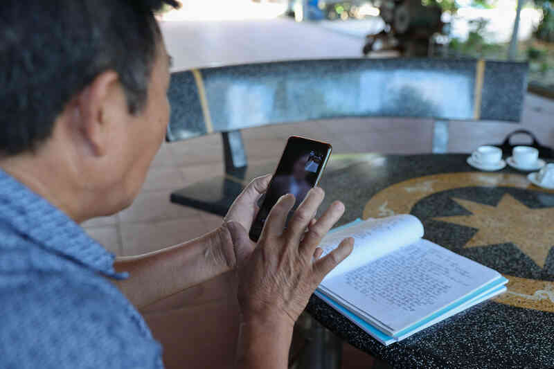 Bí thư xã xin nghỉ hưu trước tuổi, được hưởng chế độ ra sao?