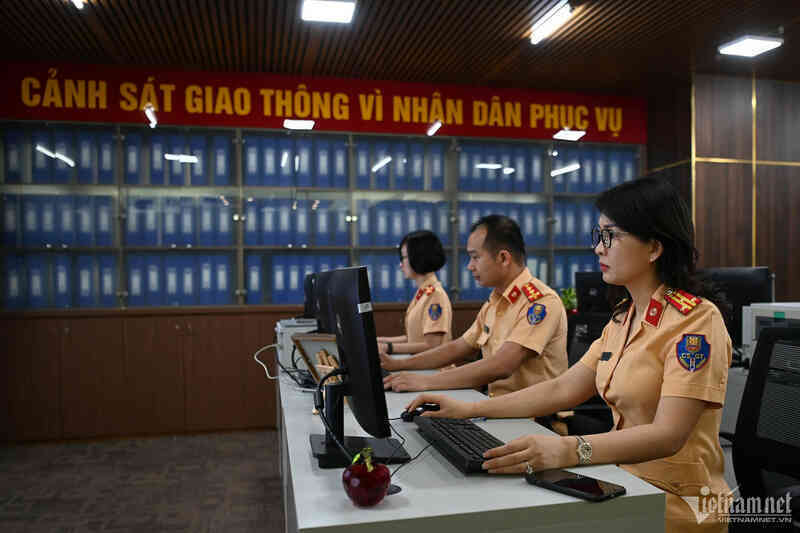Gần 40 ngày, Bộ Công an đấu giá thành công hơn 34.000 biển số, thu về 1.600 tỷ